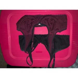 2 wired aerie bralettes size 36b